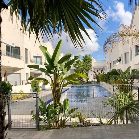 Villa Amalia 54 Torrevieja Eksteriør billede
