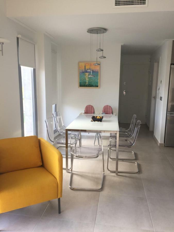 Villa Amalia 54 Torrevieja Eksteriør billede